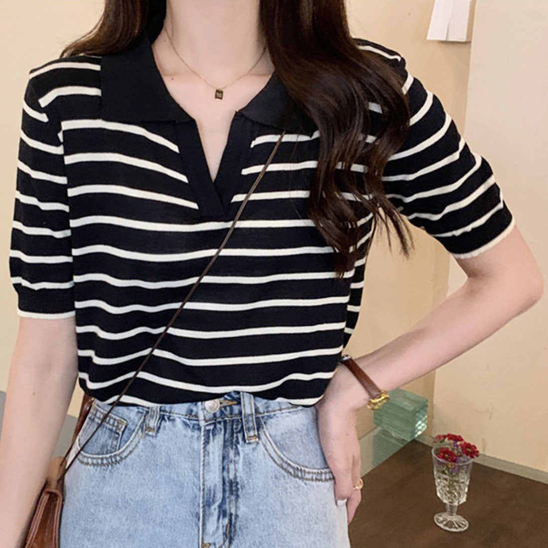 デューリリー Dewlily スキッパーボーダー半袖ニット レディース 10代 20代 30代 韓国ファッション 春 夏 秋 大人 カジュアル 可愛い おしゃれ シンプル 白 黒