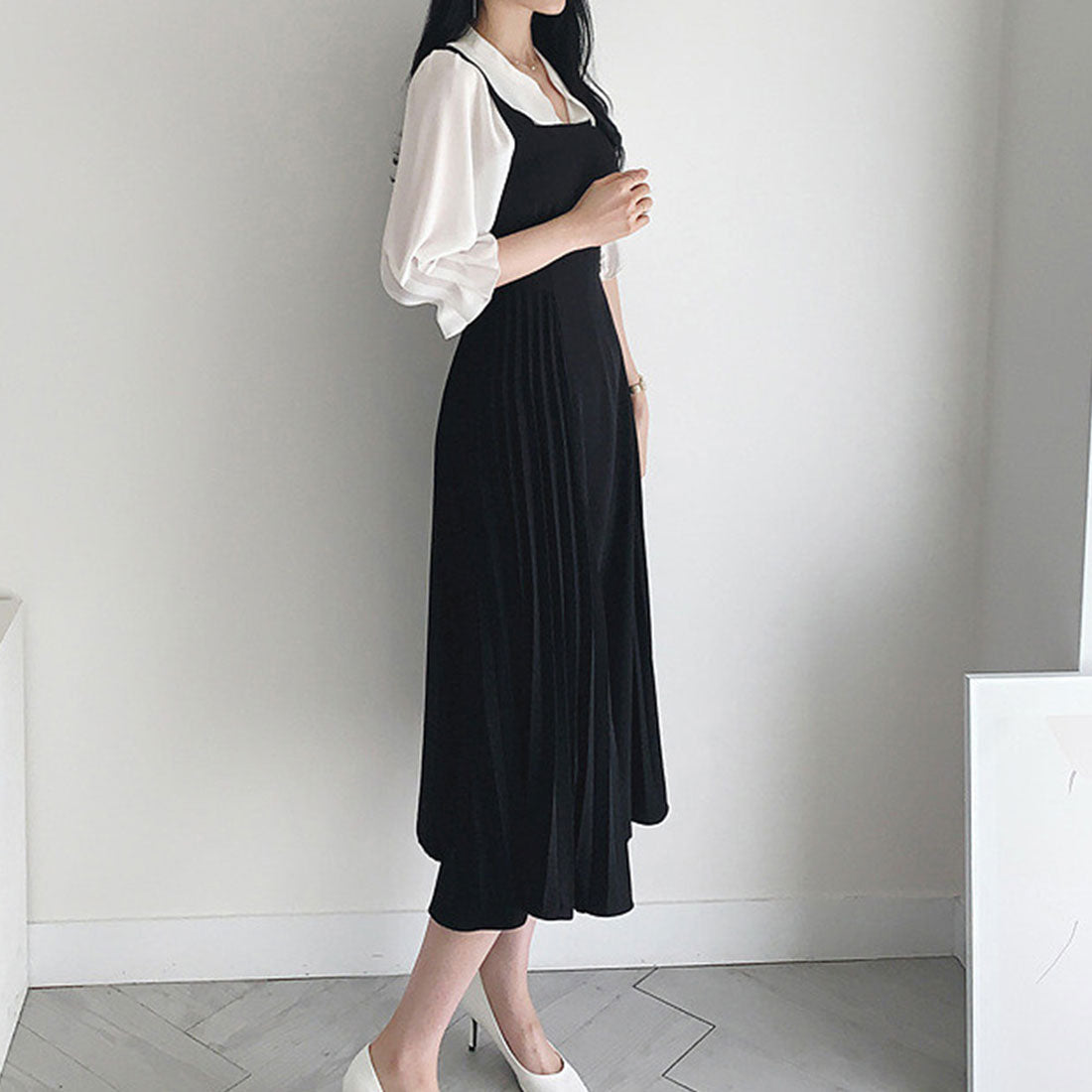 デューリリー Dewlily サロペットプリーツロングワンピース レディース 春服 無地 夏 秋 10代 20代 30代 韓国ファッション マーメイド 春ワンピ リボン オフィス ドレス ノースリ