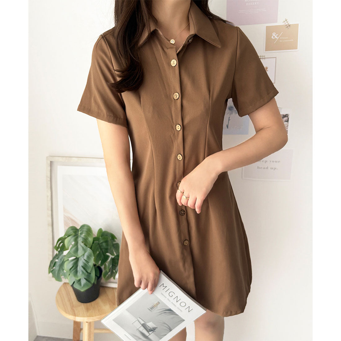デューリリー Dewlily 半袖ミニシャツワンピース 夏トップス 半袖 シャツ ロング丈 韓国 ファッション レディース 春夏 体型カバー シンプル カジュアル オフィス （ブラウン） ブラウン