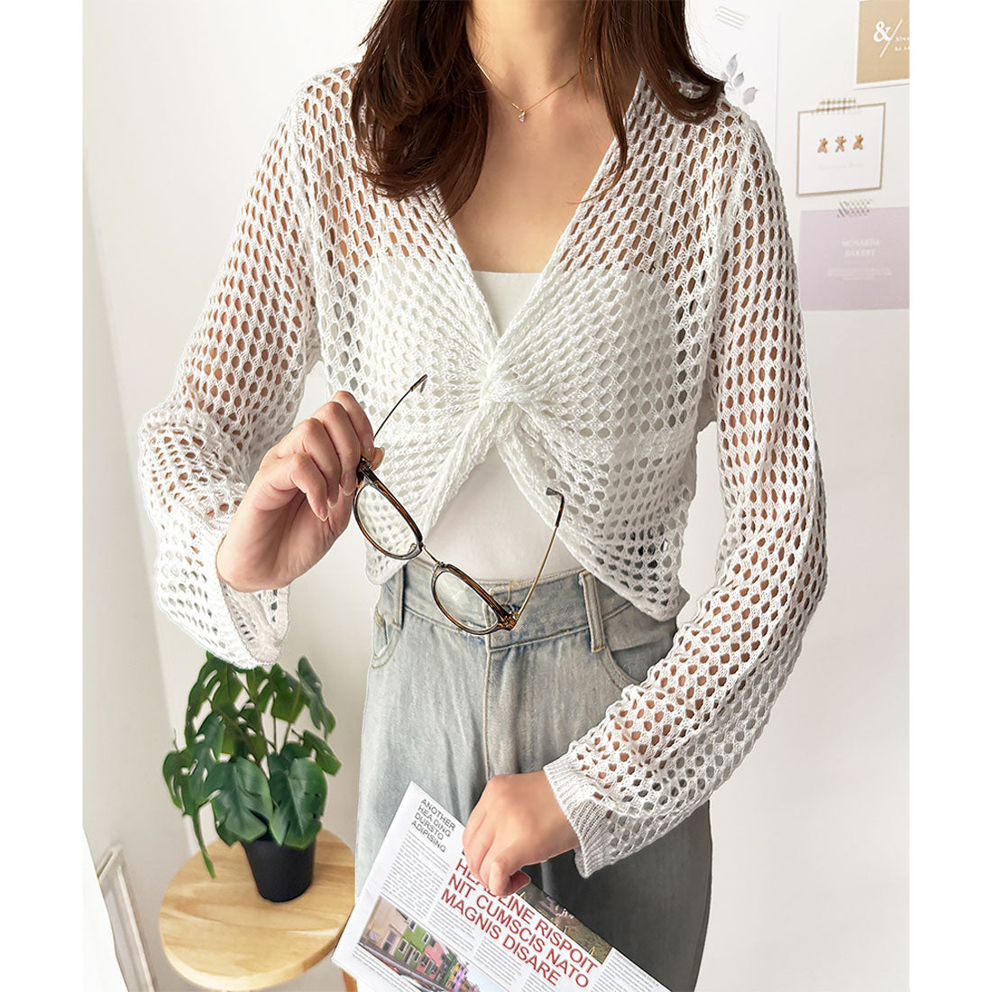 デューリリー Dewlily 透かし編みねじりショートトップス 韓国 ファッション レディース 春夏 着回し 万能 軽量 通気性 体型カバー 軽やか 通勤 旅行 カジュアル （ブラック） ブラック