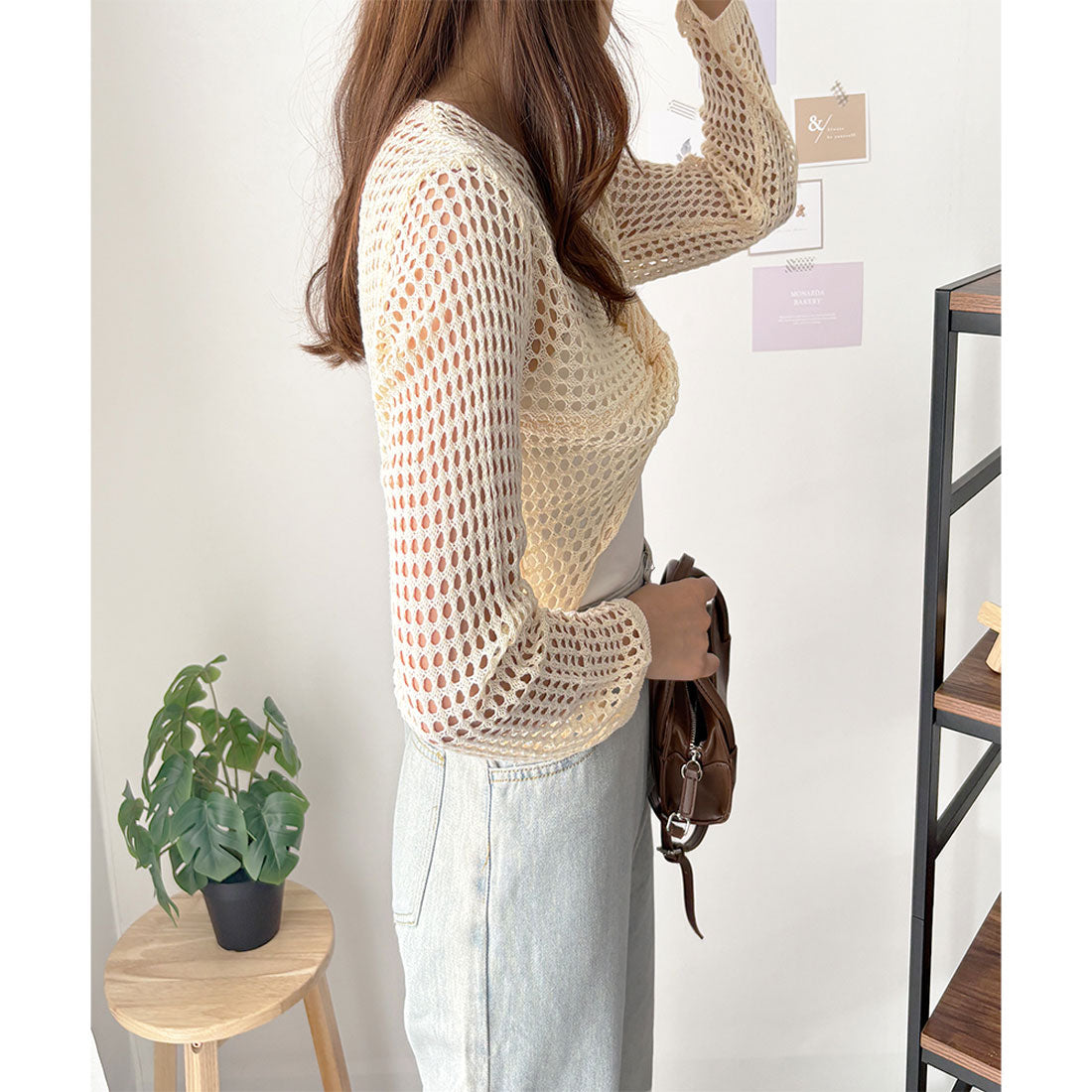 デューリリー Dewlily 透かし編みねじりショートトップス 韓国 ファッション レディース 春夏 着回し 万能 軽量 通気性 体型カバー 軽やか 通勤 旅行 カジュアル （ブラック） ブラック