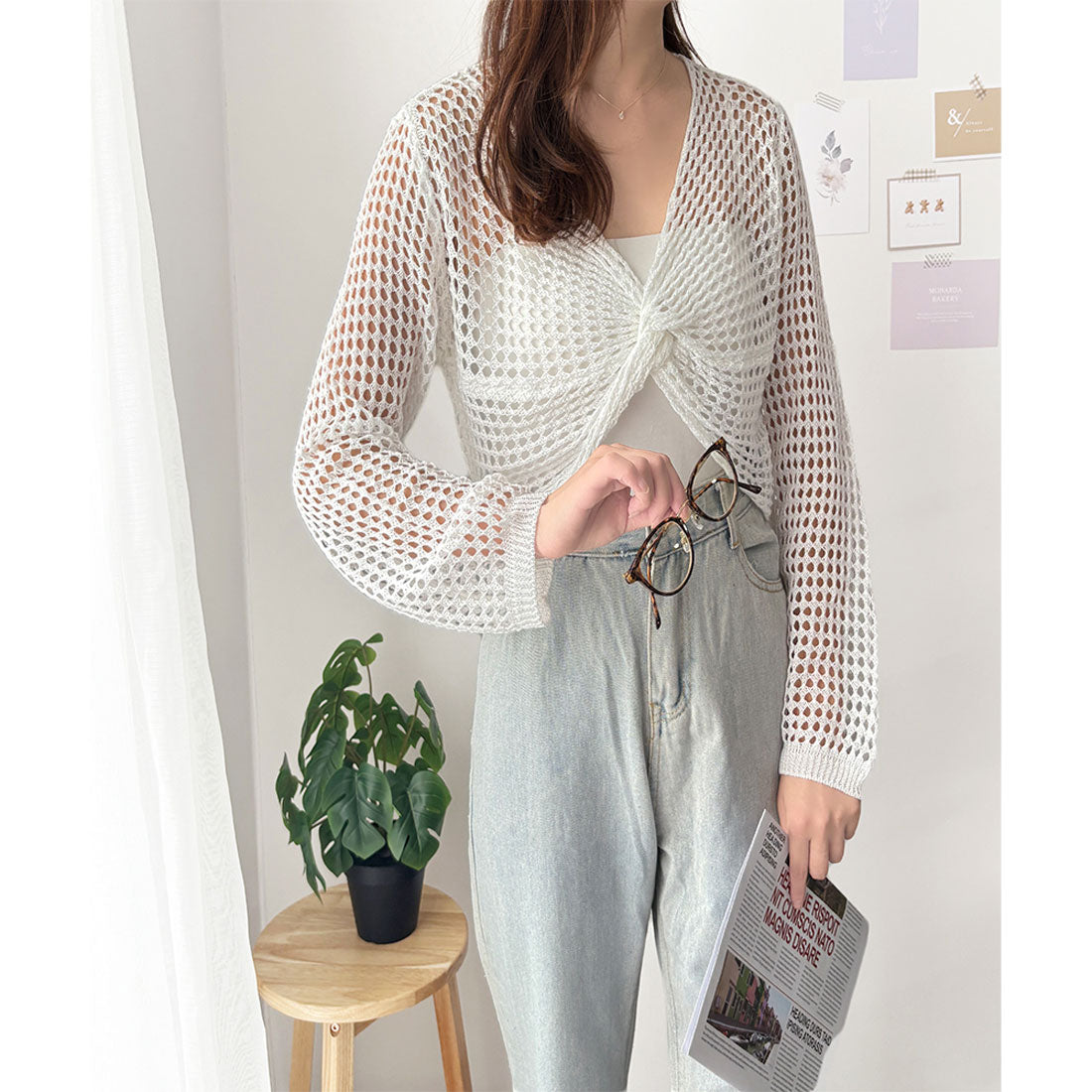 デューリリー Dewlily 透かし編みねじりショートトップス 韓国 ファッション レディース 春夏 着回し 万能 軽量 通気性 体型カバー 軽やか 通勤 旅行 カジュアル （ブラック） ブラック