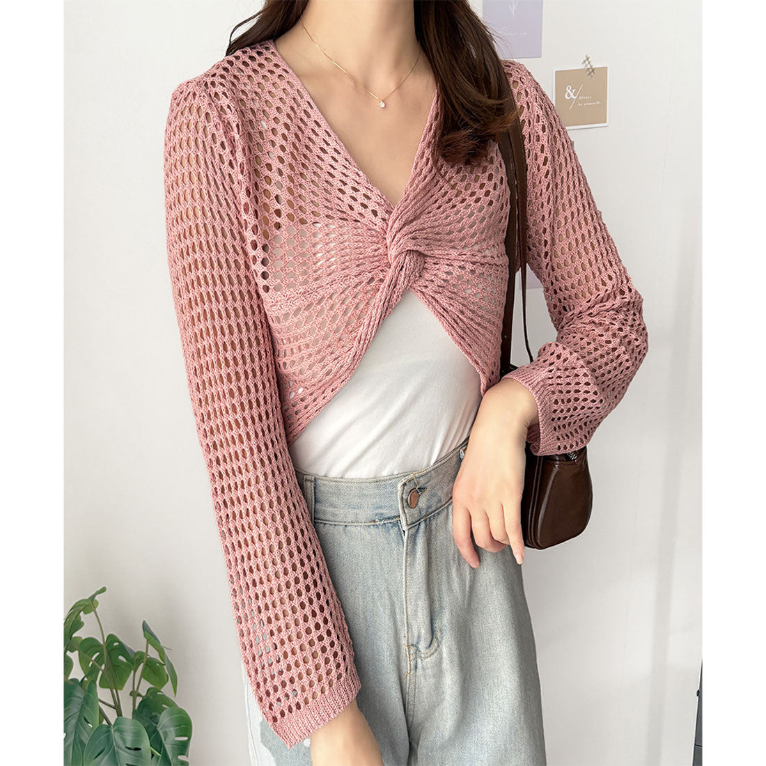 デューリリー Dewlily 透かし編みねじりショートトップス 韓国 ファッション レディース 春夏 着回し 万能 軽量 通気性 体型カバー 軽やか 通勤 旅行 カジュアル （ピンク） ピンク