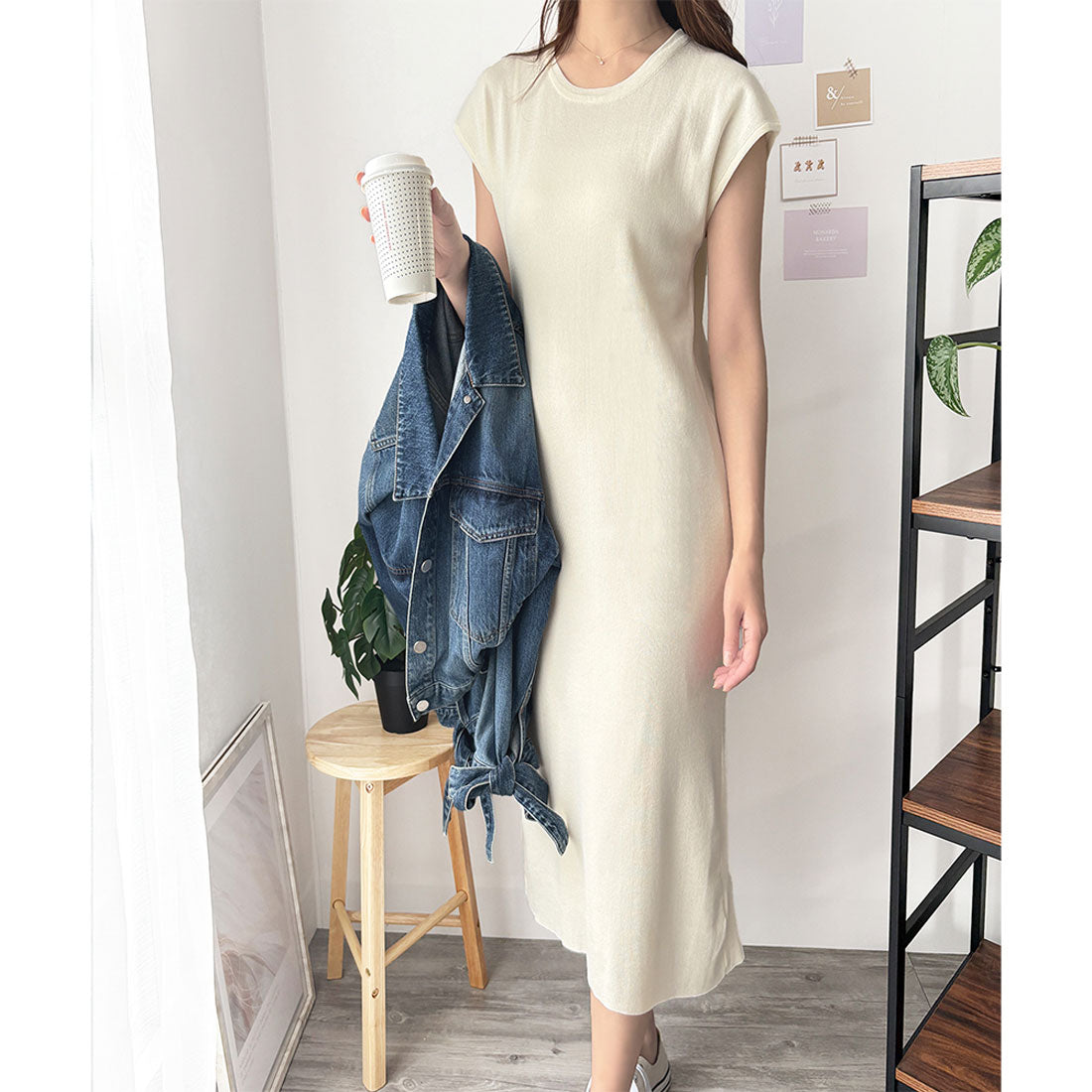 デューリリー Dewlily ニットストレートワンピース ワンピース ニット ロング丈 一枚コーデ 韓国 ファッション レディース 春夏 着回し 体型カバー 無地 シンプル （ホワイト×ブラック） ホワイト×ブラック