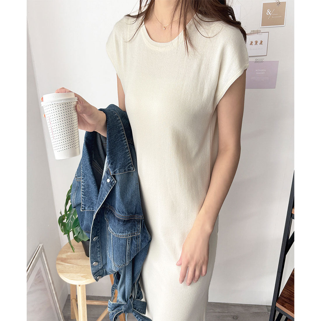 デューリリー Dewlily ニットストレートワンピース ワンピース ニット ロング丈 一枚コーデ 韓国 ファッション レディース 春夏 着回し 体型カバー 無地 シンプル （ホワイト×ブラック） ホワイト×ブラック