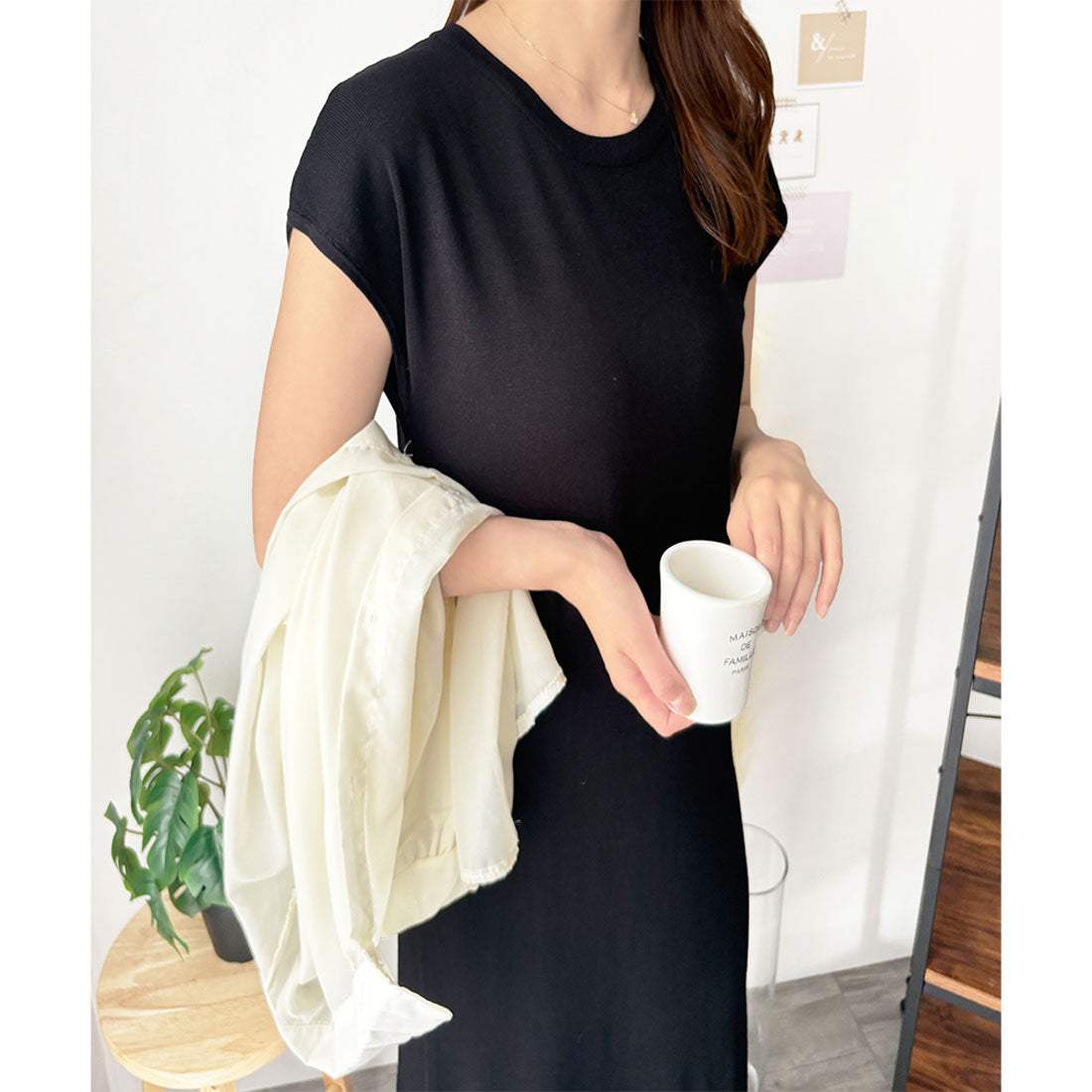デューリリー Dewlily ニットストレートワンピース ワンピース ニット ロング丈 一枚コーデ 韓国 ファッション レディース 春夏 着回し 体型カバー 無地 シンプル （ホワイト×ブラック） ホワイト×ブラック