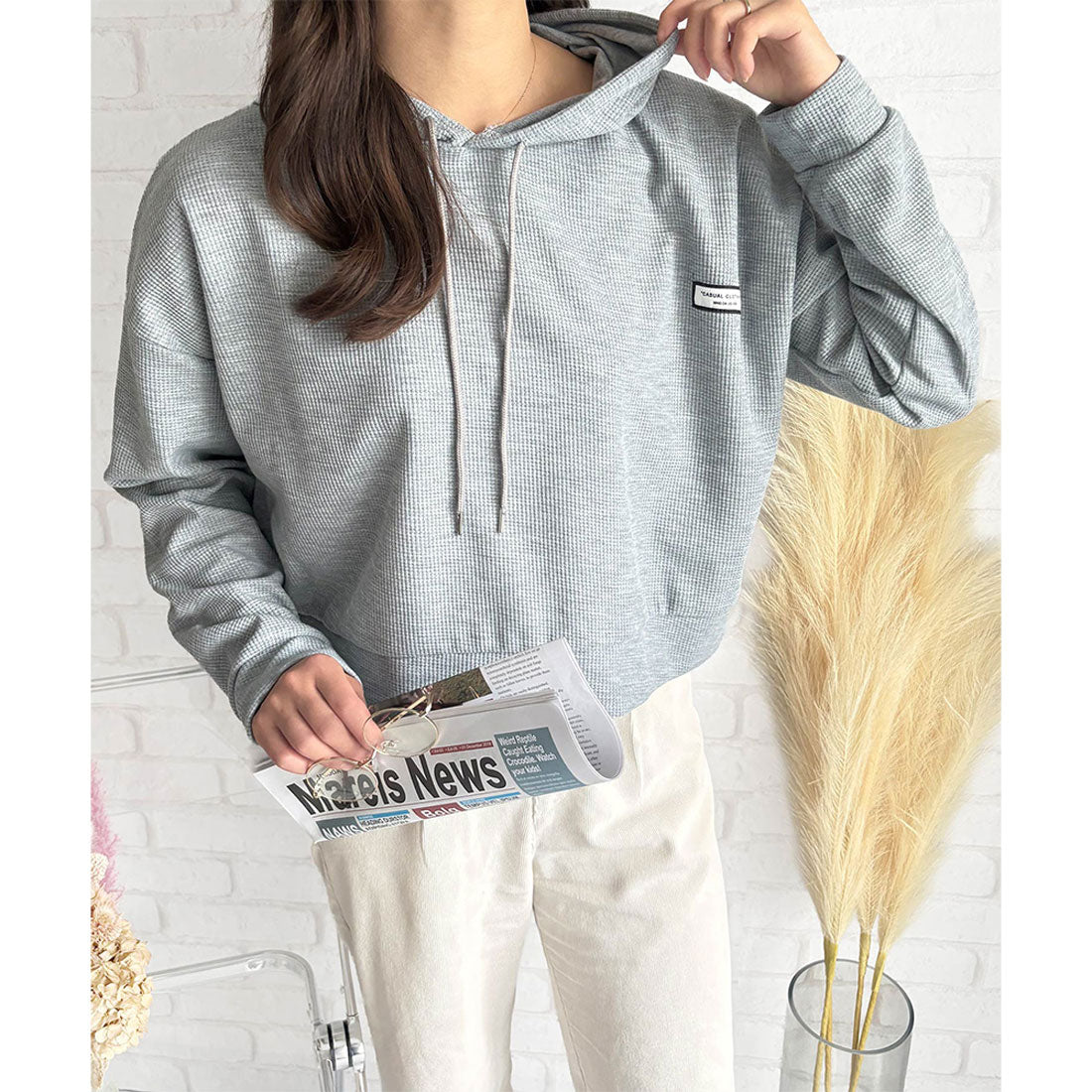 デューリリー Dewlily フード付きプルオーバー 韓国 ファッション レディース 春夏 着回し フーディー 長袖 ワッフル生地 軽量 季節感 体型カバー 通勤 カジュアル （グレー） グレー