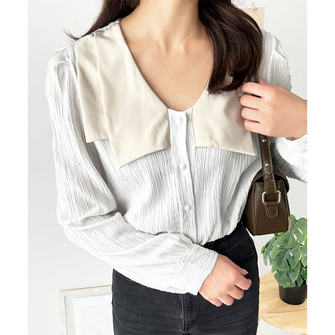デューリリー Dewlily シワ加工セーラーカラーブラウス ブラウス 軽やか きれいめ 韓国 ファッション レディース 春夏秋 着回し 涼感 体型カバー 通勤 カジュアル 黒 （ホワイト） ホワイト