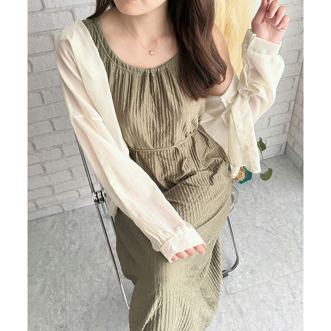 デューリリー Dewlily シャーリングタッチロングワンピース ロング丈 ノースリーブ プリーツ風 一枚コーデ 韓国 ファッション レディース 春夏 着回し 体型カバー （ブラック） ブラック