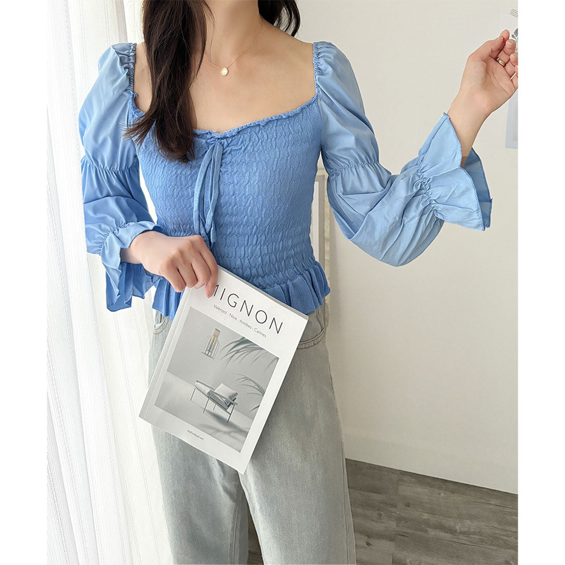 デューリリー Dewlily シャーリングパフスリーブトップス 韓国 ファッション レディース 春夏 着回し 上品 ガーリー フリル ベージュ 体型カバー 通勤 旅行 カジュアル （グリーン） グリーン