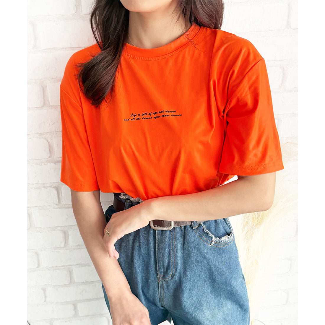 デューリリー Dewlily フロントロゴ半袖Tシャツ 夏トップス 半袖 デイリー ラフ シャツ Tシャツ カジュアル 韓国 ファッション レディース 春夏 着回し 体型カバー （オレンジ） オレンジ
