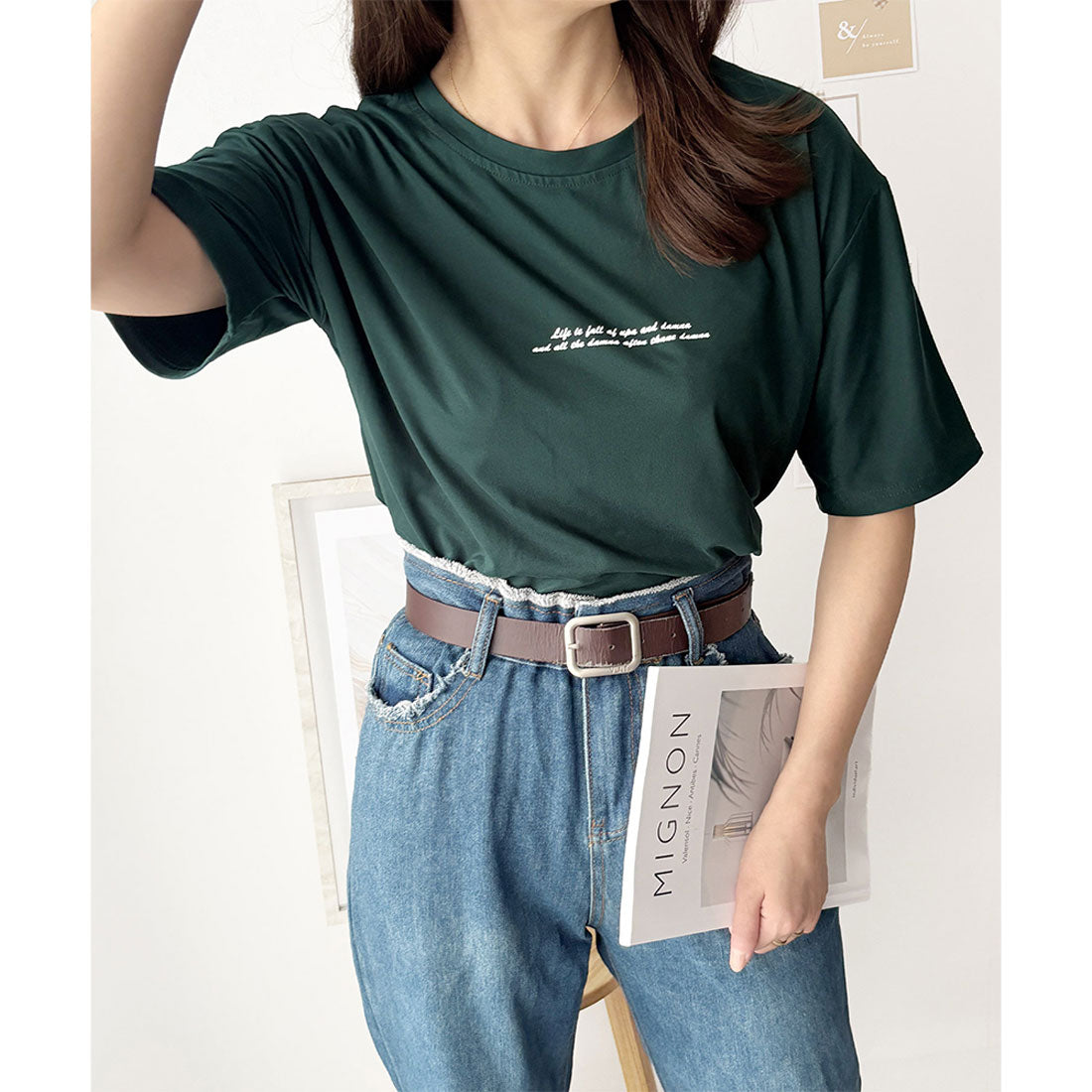 デューリリー Dewlily フロントロゴ半袖Tシャツ 夏トップス 半袖 デイリー ラフ シャツ Tシャツ カジュアル 韓国 ファッション レディース 春夏 着回し 体型カバー （グリーン） グリーン