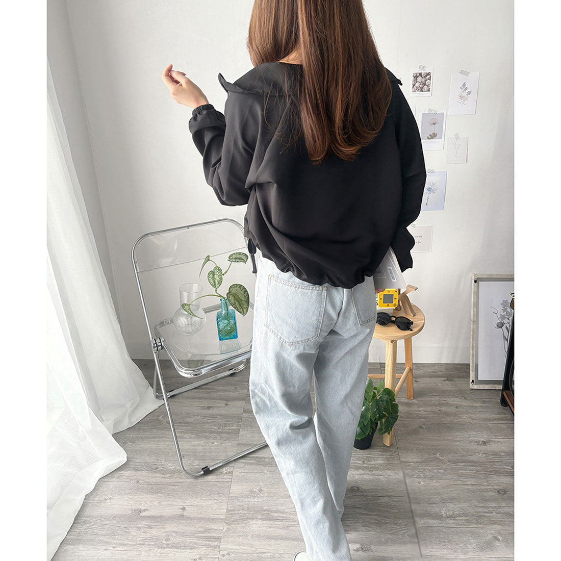 デューリリー Dewlily ショート丈ドロストブルゾン ライトアウター ジャケット ショート丈 韓国 ファッション レディース 春夏秋 着回し カバー 通勤 旅行 おしゃれ （ブラック） ブラック