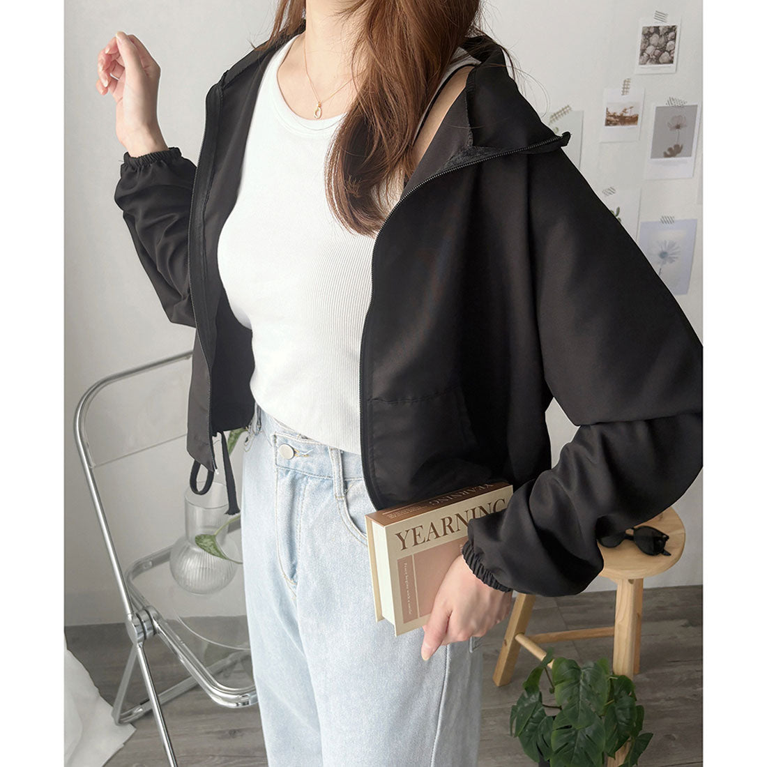 デューリリー Dewlily ショート丈ドロストブルゾン ライトアウター ジャケット ショート丈 韓国 ファッション レディース 春夏秋 着回し カバー 通勤 旅行 おしゃれ （ブラック） ブラック