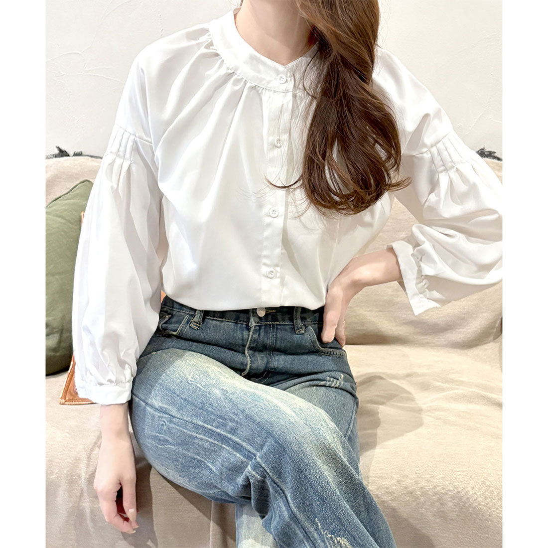 デューリリー Dewlily リラックスパフスリーブブラウス 体型カバー 長袖 ギャザー デイリー着回し 大人可愛い 上品きれいめ シンプル 無地 トップス 白 オフィス 韓国 （ブラック） ブラック
