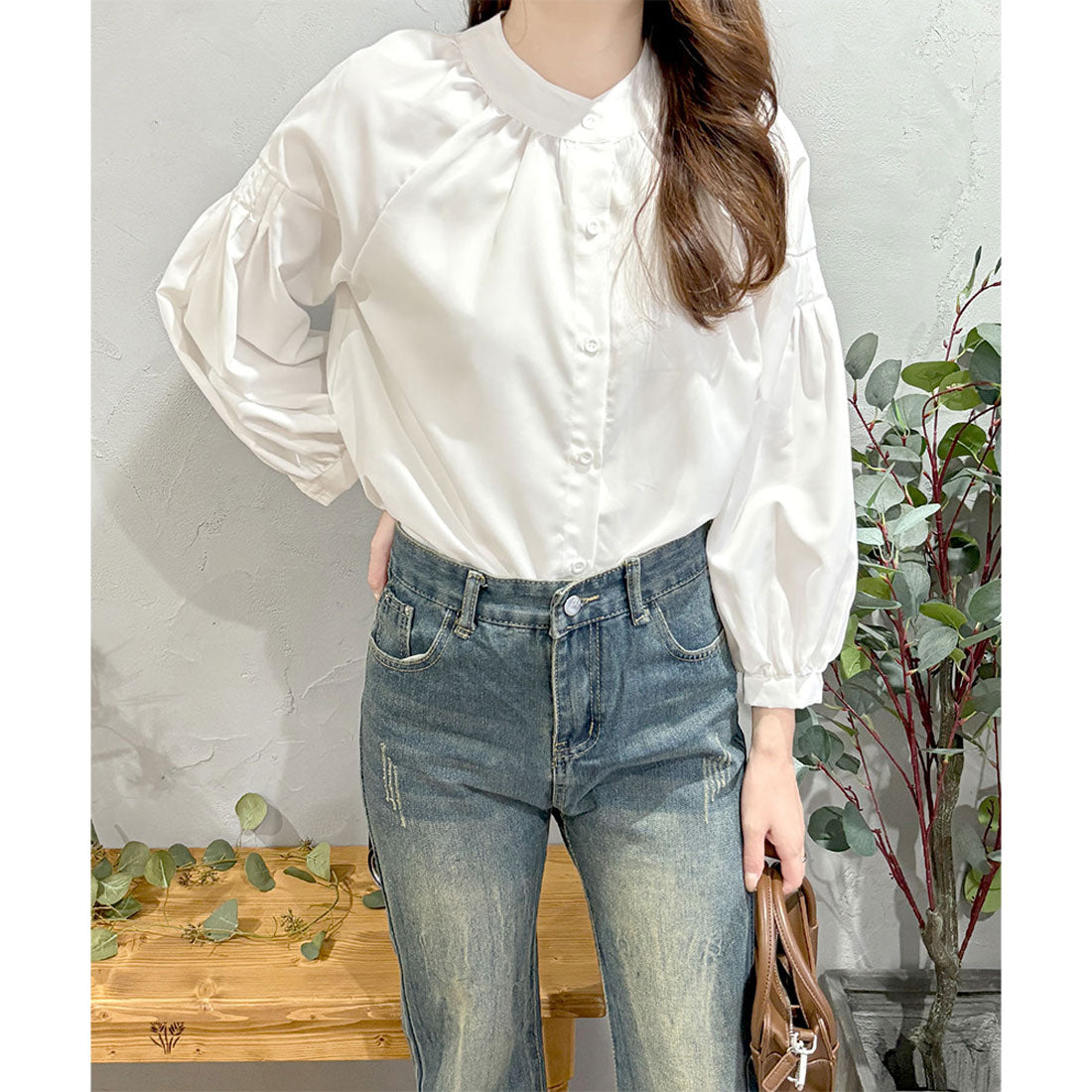 デューリリー Dewlily リラックスパフスリーブブラウス 体型カバー 長袖 ギャザー デイリー着回し 大人可愛い 上品きれいめ シンプル 無地 トップス 白 オフィス 韓国 （ブラック） ブラック