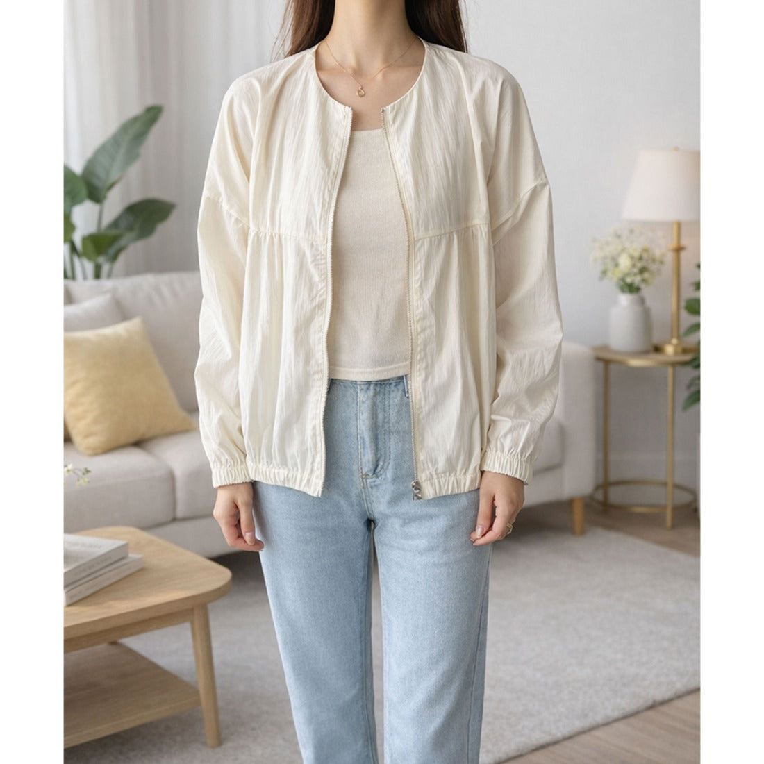 デューリリー Dewlily ノーカラーライトブルゾン レディース 長袖 軽量 羽織り きれいめ 上品 ギャザー シンプル 通勤 オフィス カジュアル アウター こなれ 大人可愛い （アイボリー） アイボリー