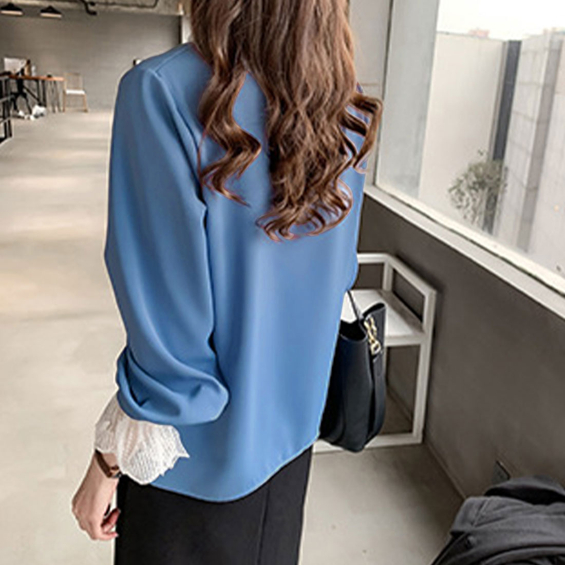 デューリリー Dewlily ポイントレースブラウス レディース トップス シャツ 長袖 春服 秋服 韓国ファッション 10代 20代 30代 オフィスカジュアル フェミニン 大きいサイズ （ブルー） ブルー