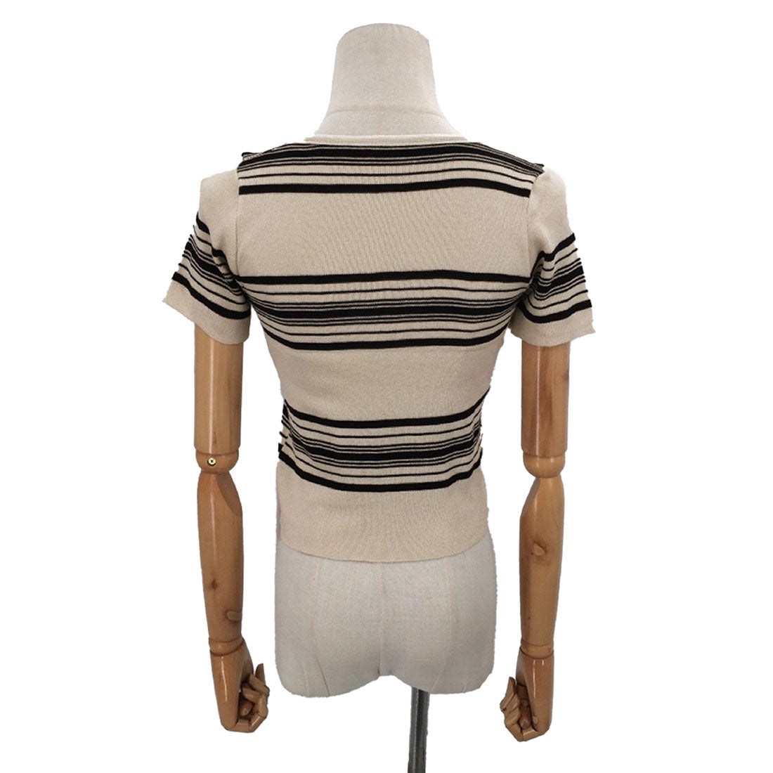 Dewlily Square neck short sleeve knit Korean fashion for teens, 20s, 30s, short length, tucked-in style, casual, cute and cool