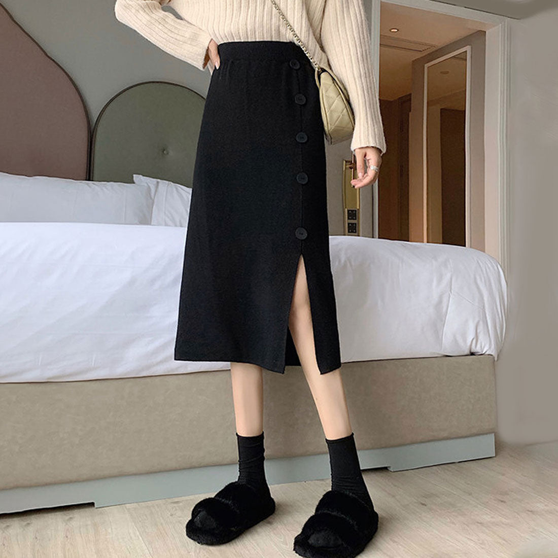 デューリリー Dewlily ボタンデザインスリットスカート レディース 10代 20代 30代 韓国ファッション 可愛い カジュアル 大人 ニット ゴム 春 秋 冬 ミモレ丈 黒