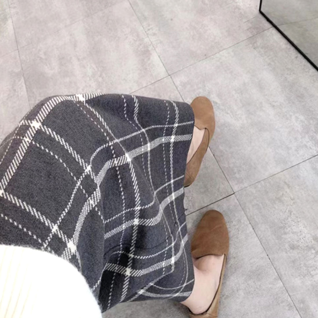 デューリリー Dewlily チェック柄ニットスカート レディース 10代 20代 30代 韓国ファッション 春 秋 冬 可愛い 大人カジュアル シンプル 上品 デート 黒