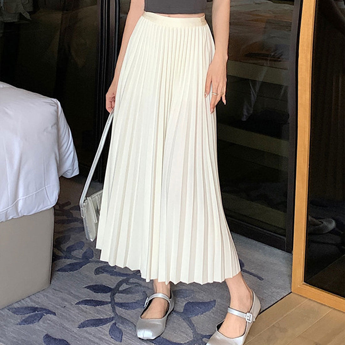 デューリリー Dewlily ロングプリーツスカート レディース 10代 20代 30代 韓国ファッション カジュアル 春 夏 秋 可愛い おしゃれ Aライン 黒 シンプル ゴム