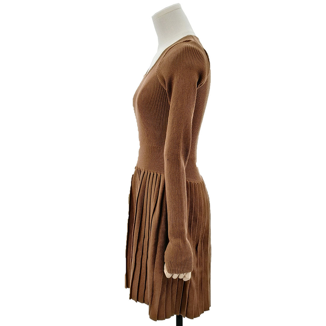 Dewlily Knit Pleated Dress for Women, Teens, 20s, 30s, Korean Fashion, Casual, Long Sleeve, Mini, Square Neck, Spring, Autumn, Winter, Solid Color, Simple