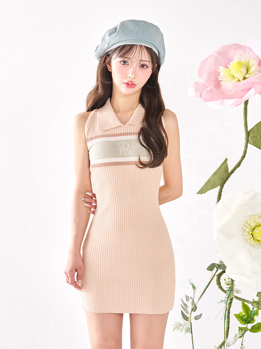 【最終値下げ】ダーリッチ darich ホワイトノースリーブミニワンピース ダーリッチ Darich オフショルダーフリルニットミニワンピース