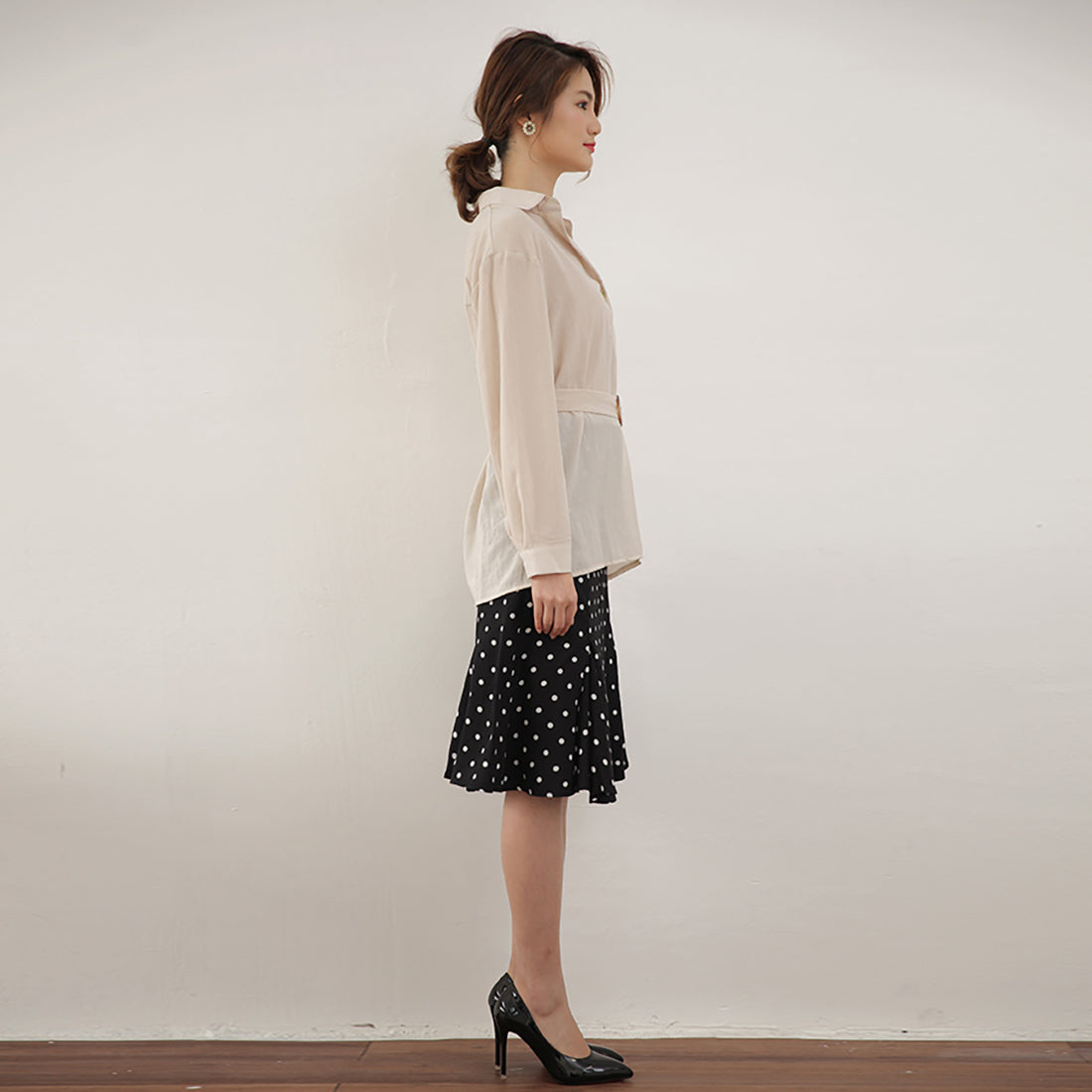 ドゥー ベル Doux Belle 共布のベルト付きのスキッパーシャツ