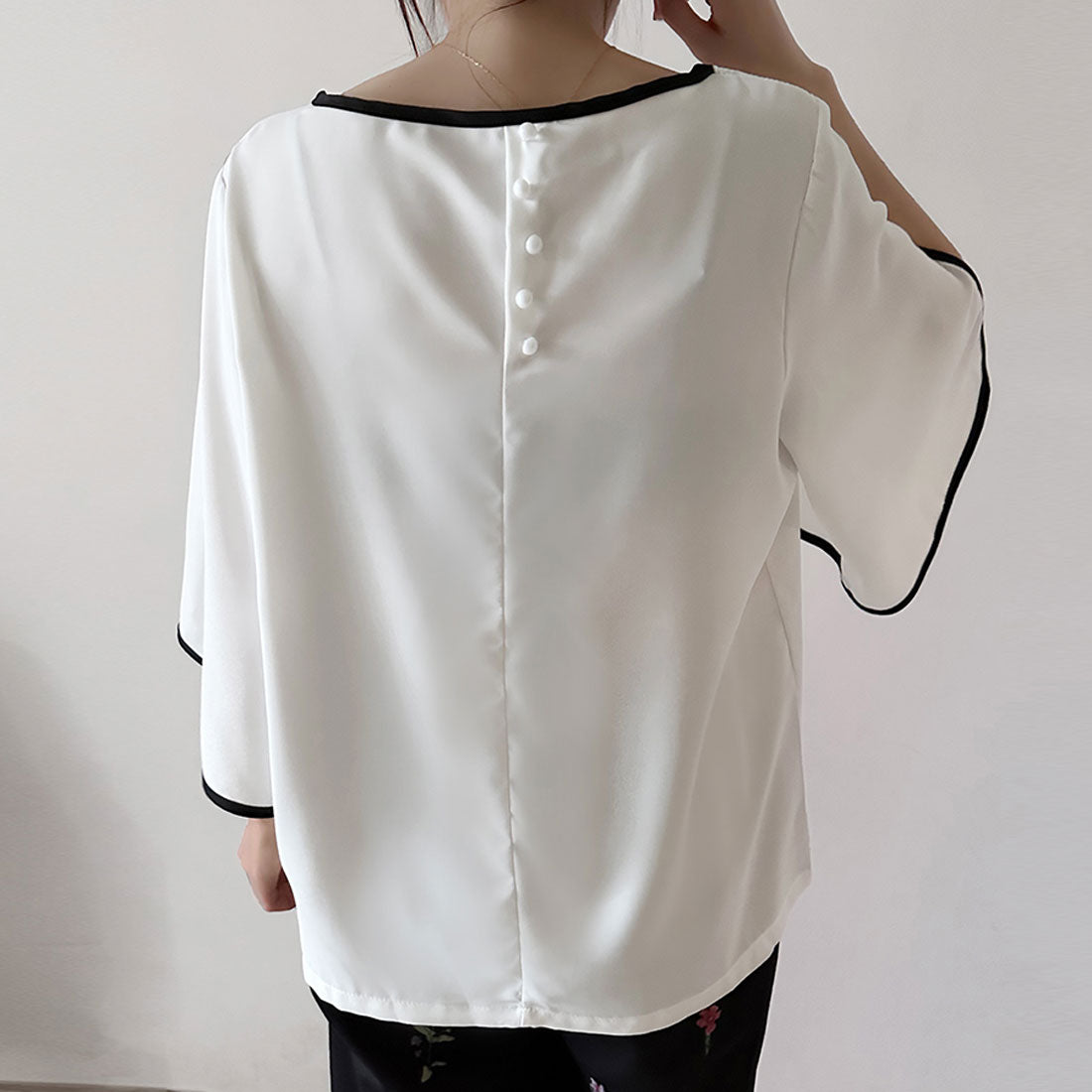 ドゥー ベル Doux Belle 袖フレア ブラウス シャツ （ブラック） ブラック