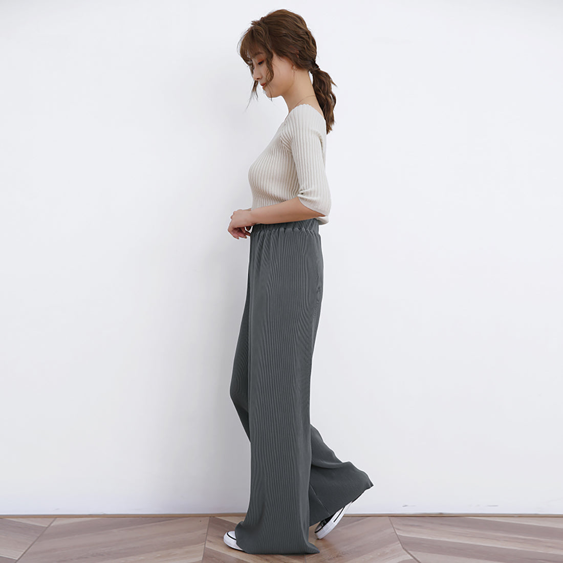 ドゥー ベル Doux Belle ボトムス プリーツパンツ レディース ロングパンツ セルフカット ストレート ストレッチ ワイドパンツ