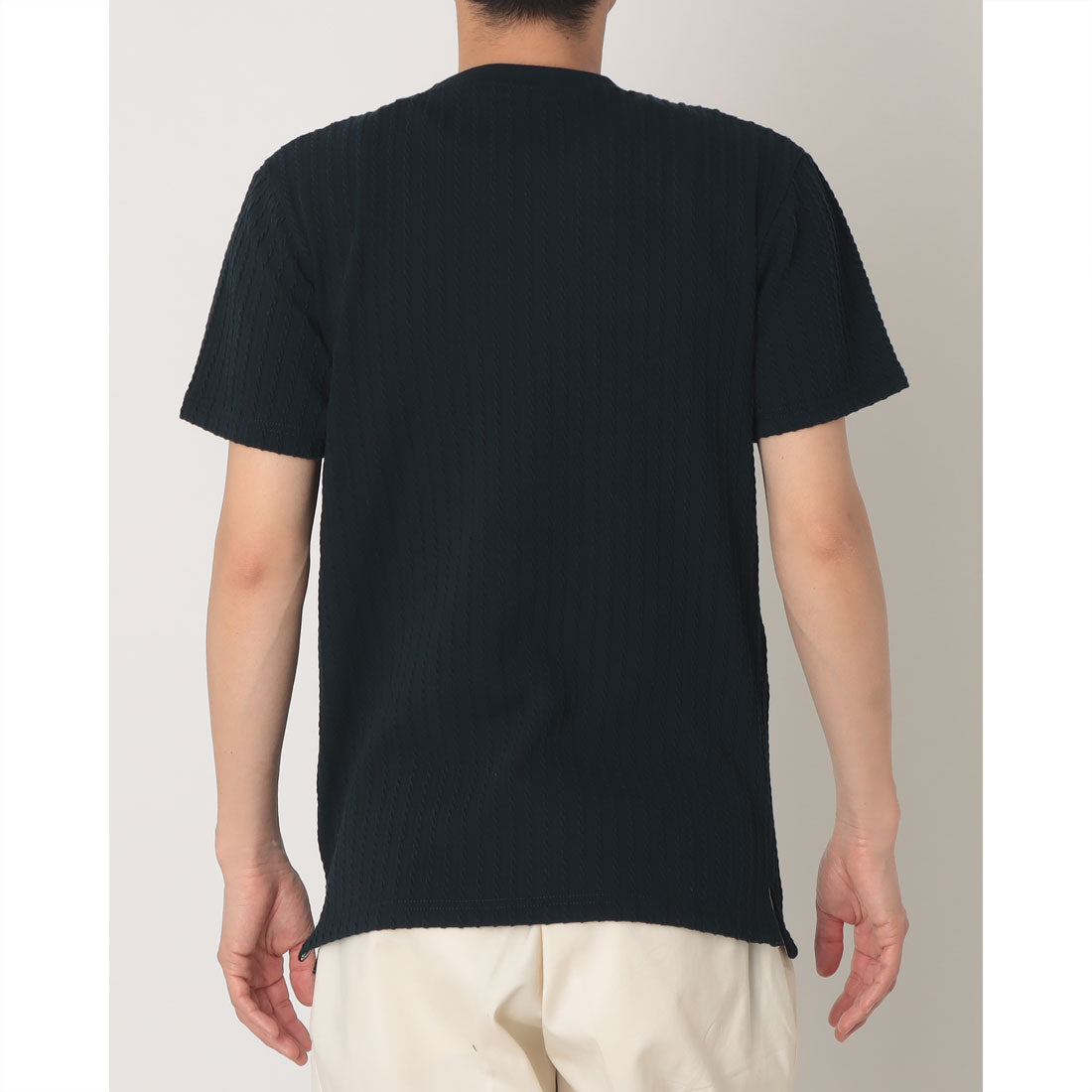 ドゥクラッセ DoCLASSE ジャガードVネックTシャツ （ネイビー） ネイビー