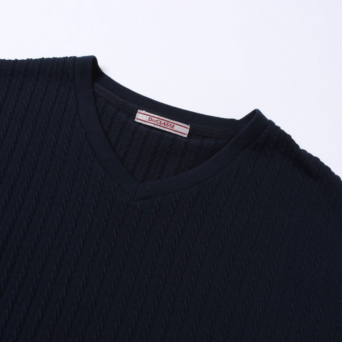 ドゥクラッセ DoCLASSE ジャガードVネックTシャツ （ネイビー） ネイビー