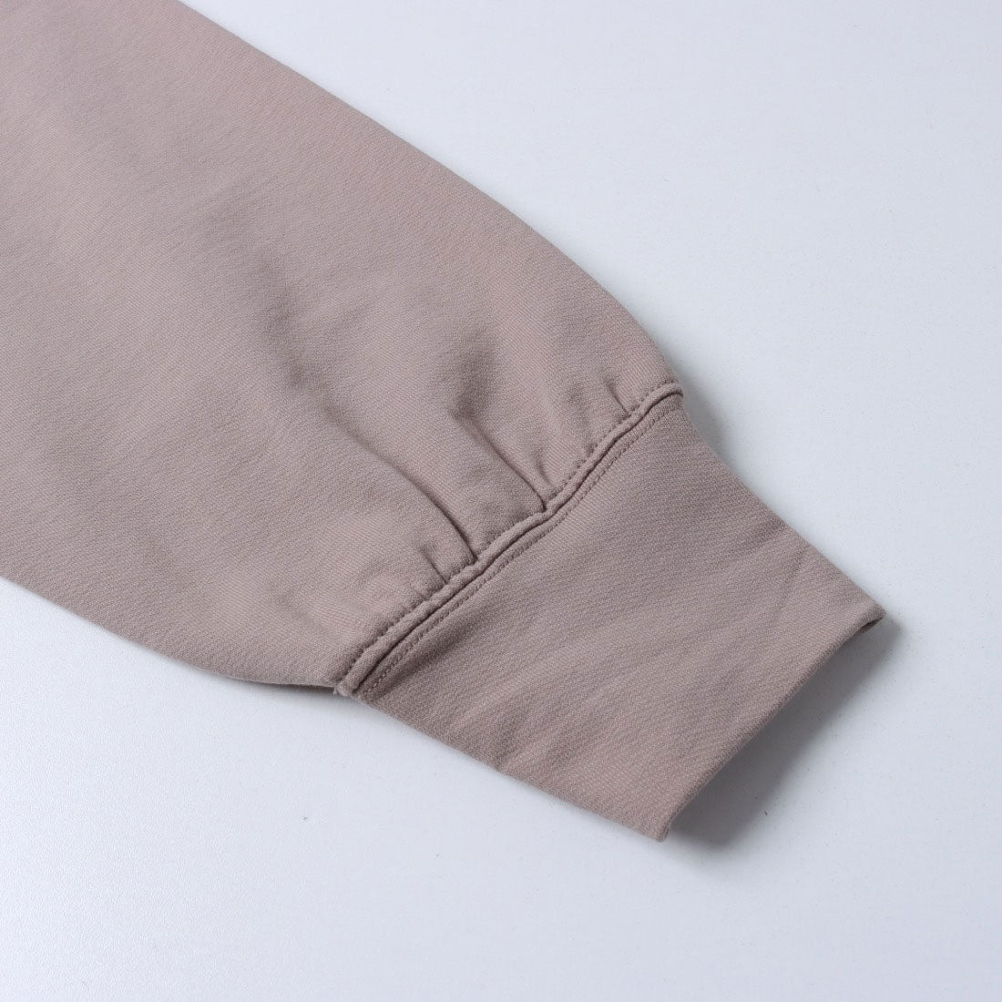 ドゥクラッセ DoCLASSE ロングシャツドッキング・裏毛プルオーバー （トープ） トープ