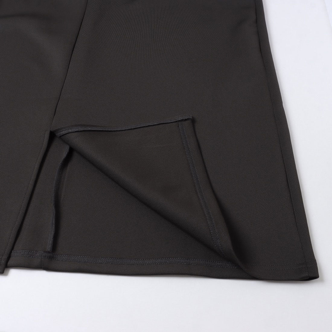 ドゥクラッセ DoCLASSE ダブル編みジャージー・深Vネックジャンスカ 120cm （ダークセージ） ダークセージ