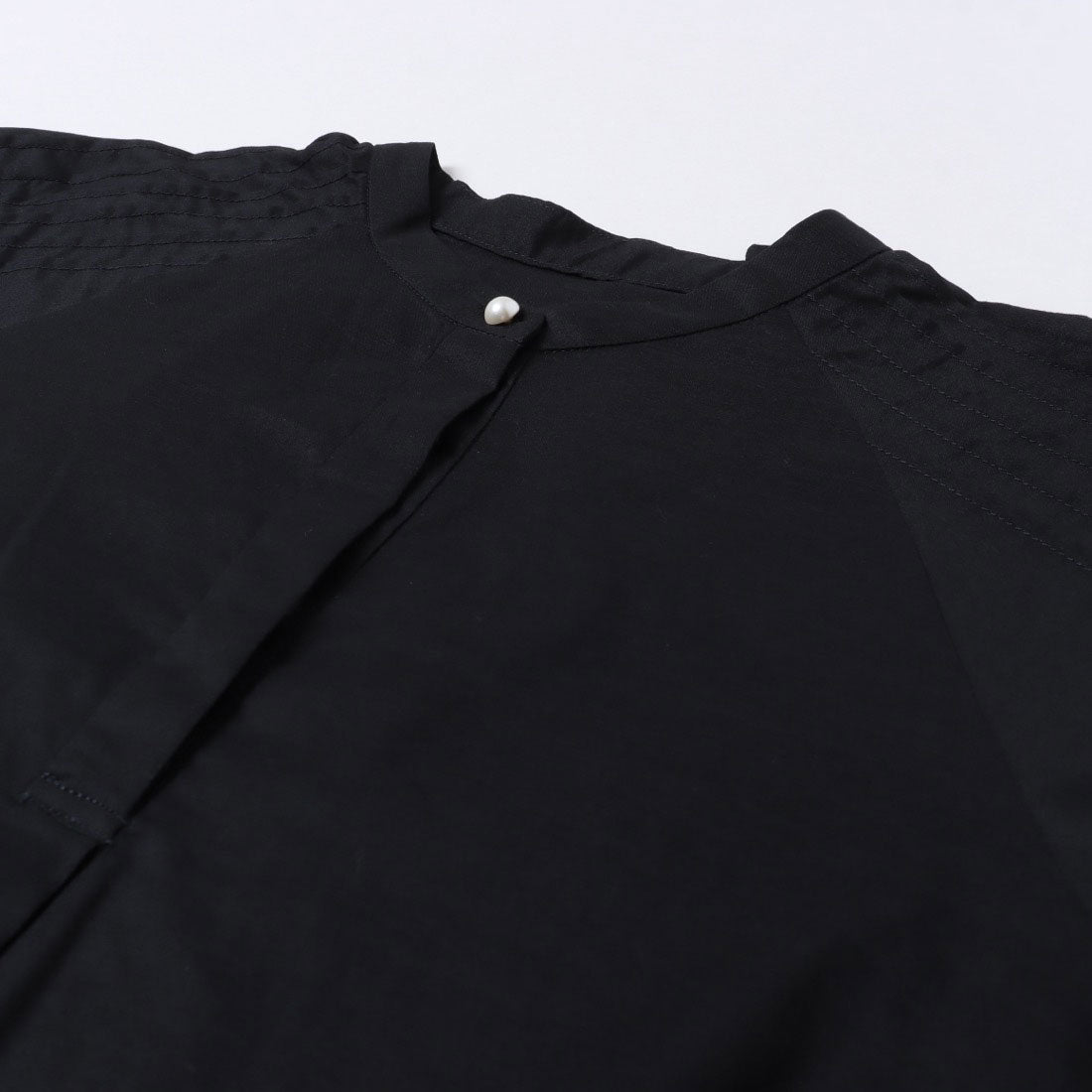 ドゥクラッセ DoCLASSE コットンローン・ピンタックブラウス （ブラック） ブラック