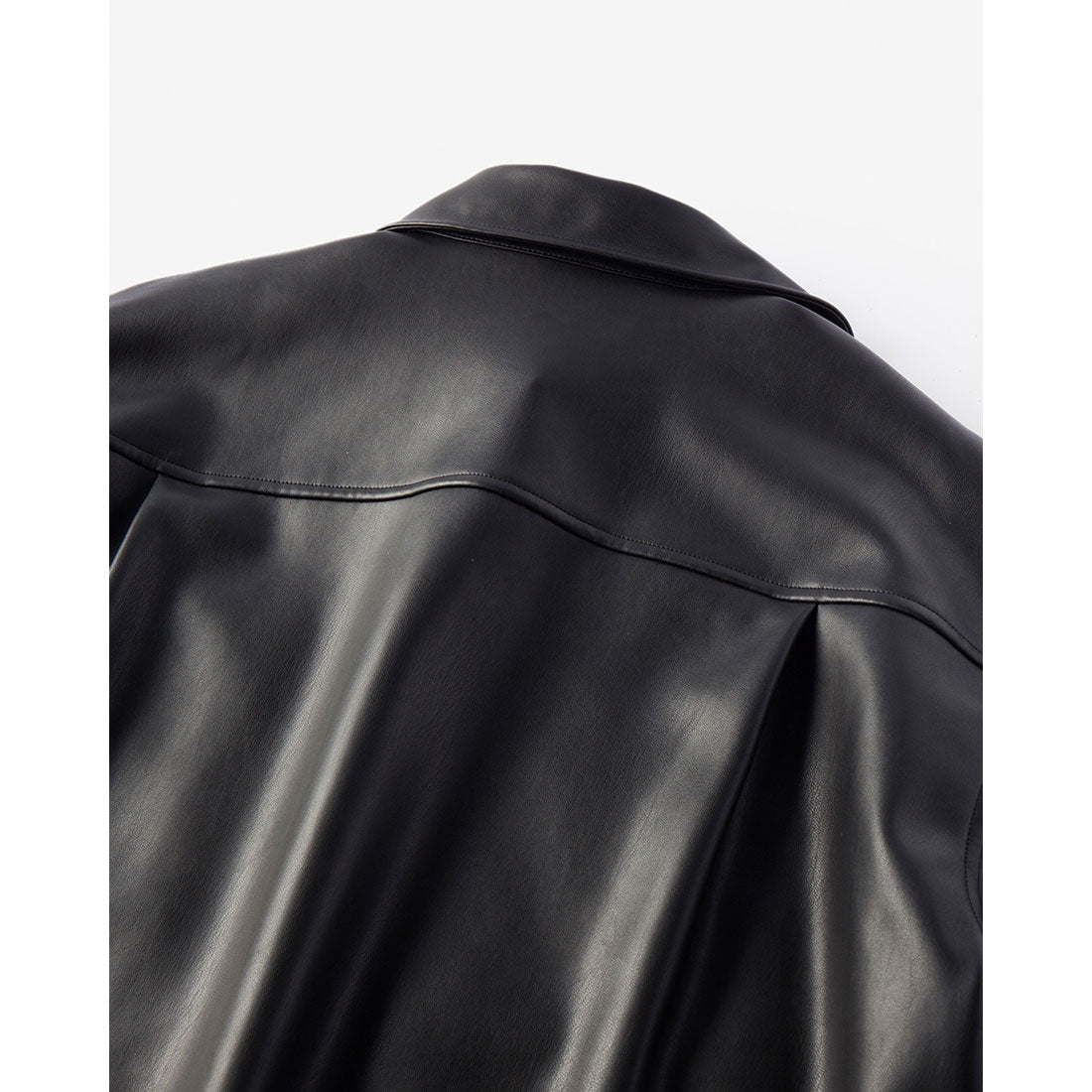 ドゥクラッセ DoCLASSE エコレザー・CPOシャツジャケット