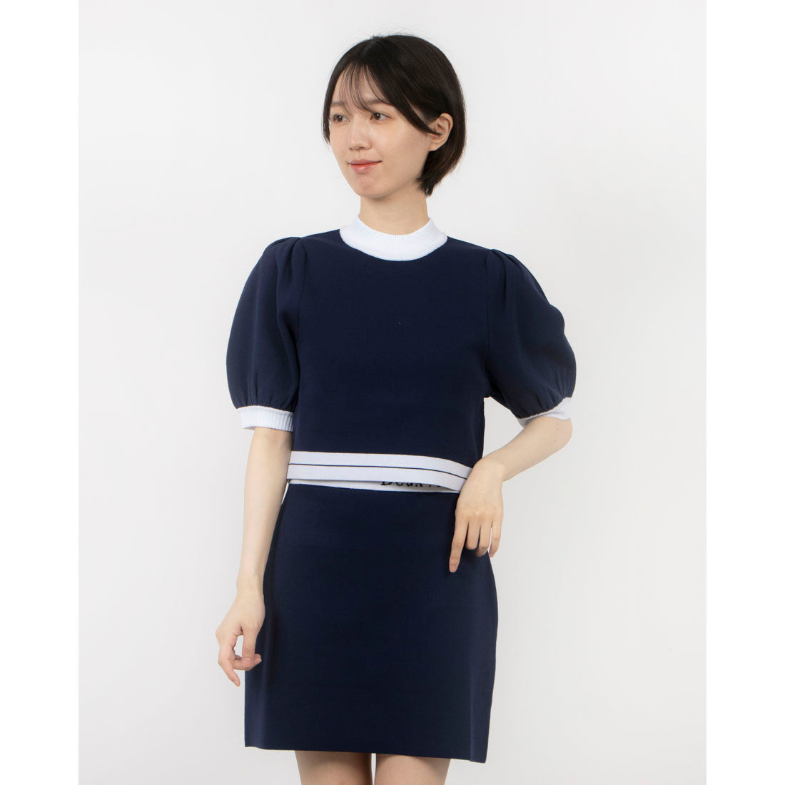 ドゥ アヴニール Doux Avenir 半袖パフスリーブクロップド丈 ニットトップス （ネイビー） ネイビー