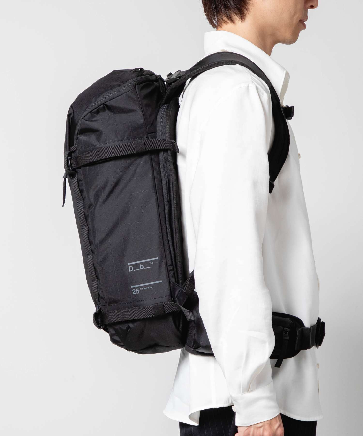 ディービー Db ディービー Db Journey Backcountry バックカントリー Backpack 25L バックパック 1000181 リュックサック ユニセックス バッグ （BLACK OUT/ブラックアウト） BLACK OUT/ブラックアウト