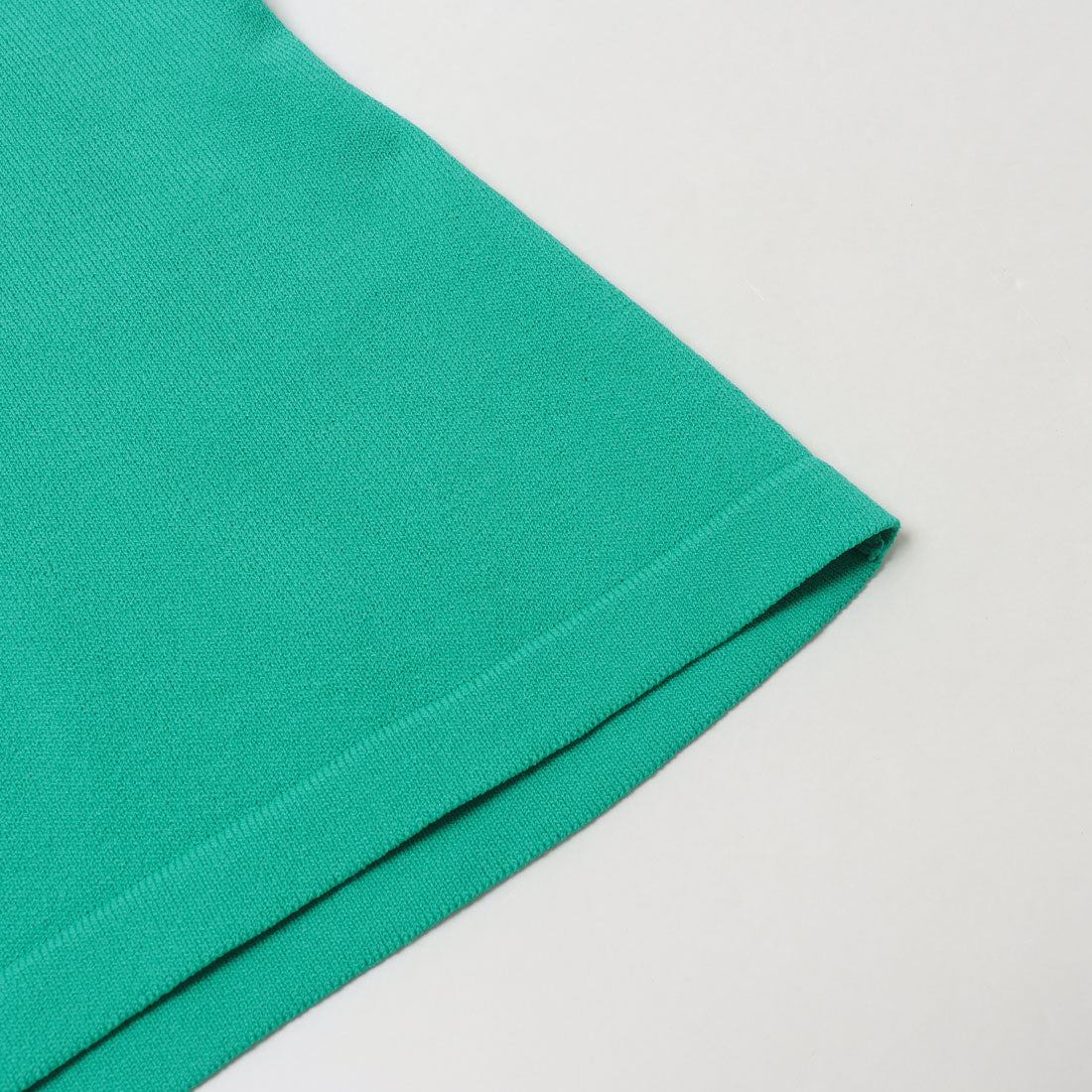 デニーローズ DENNY ROSE レースラインポイントノースリニット （GREEN） GREEN