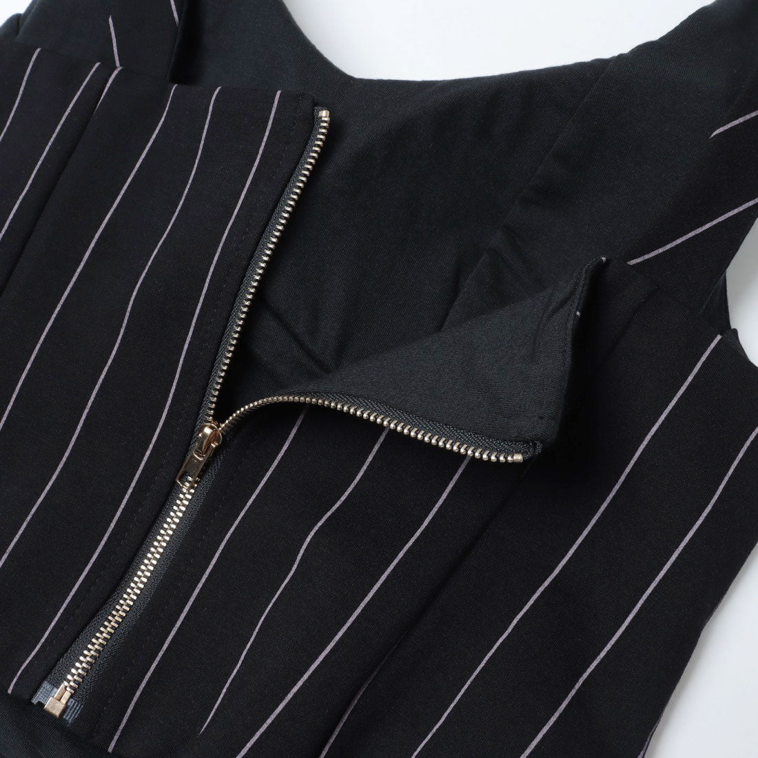 デニーローズ DENNY ROSE ピンストライプビスチェ （BLACK） BLACK