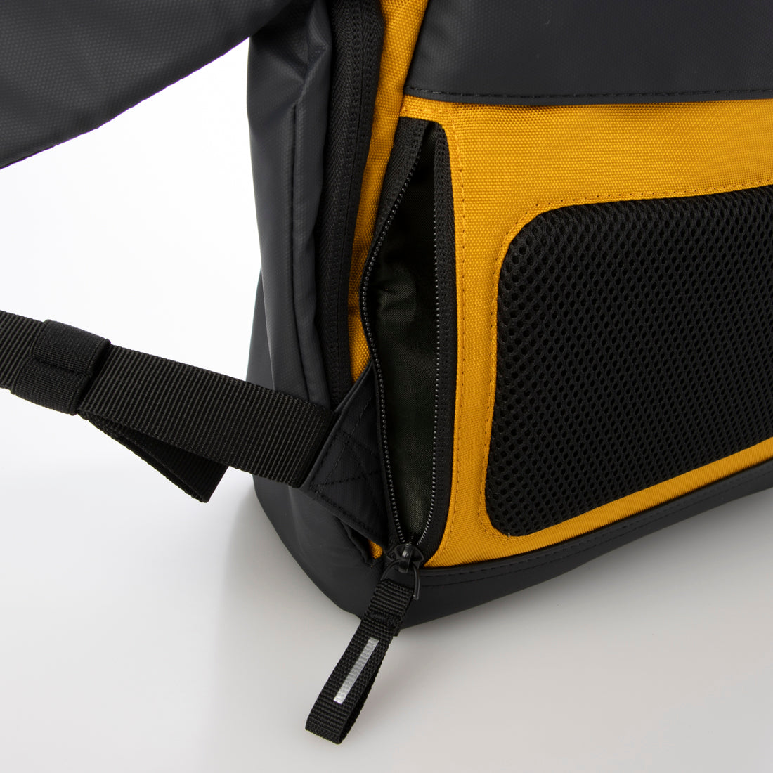 DELSEY PARIS 【 DELSEY Official】 SECURFLAP BACKPACK 16 Backpack 21L Compatible with 16-inch PC