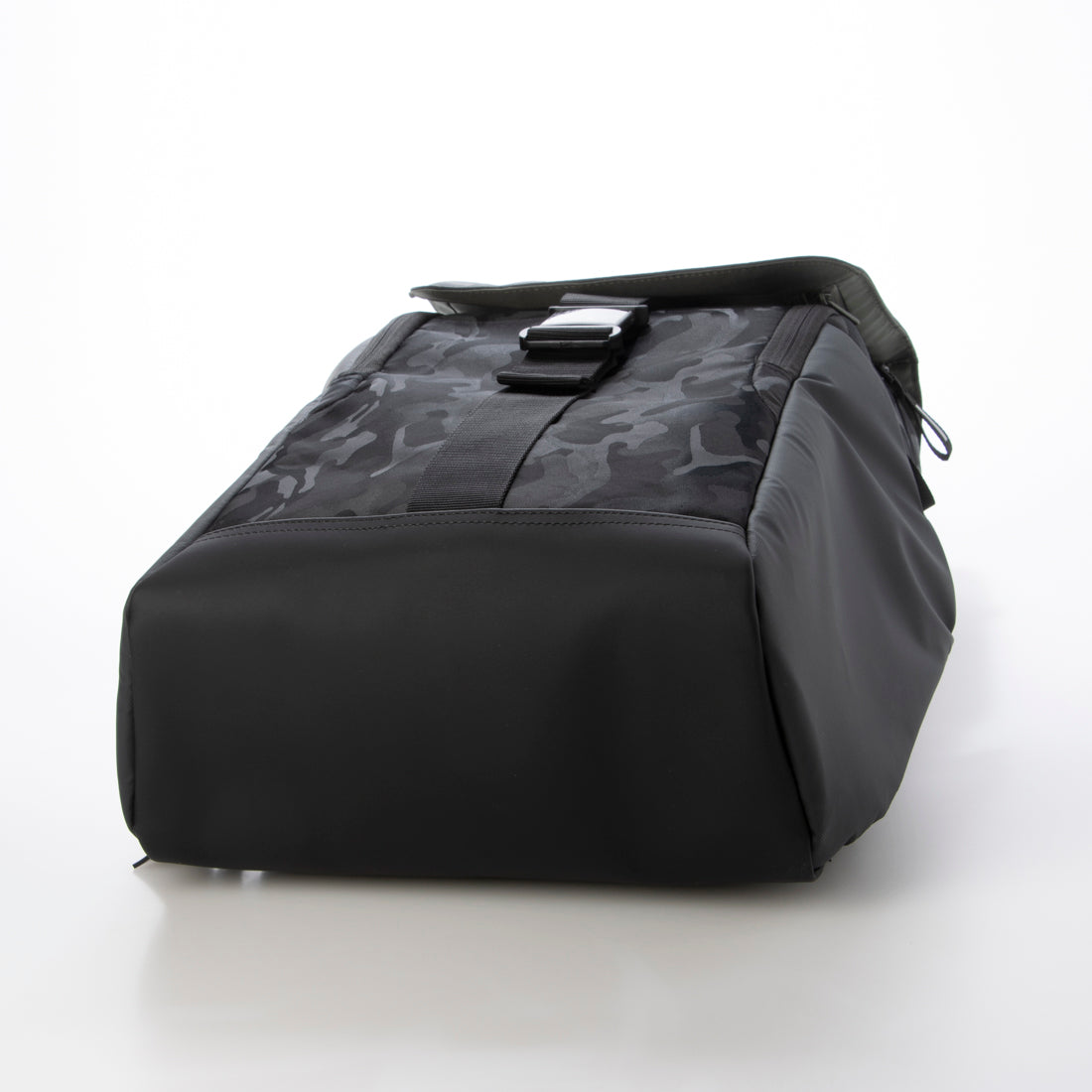 DELSEY PARIS 【 DELSEY Official】 SECURFLAP BACKPACK 16 Backpack 21L Compatible with 16-inch PC