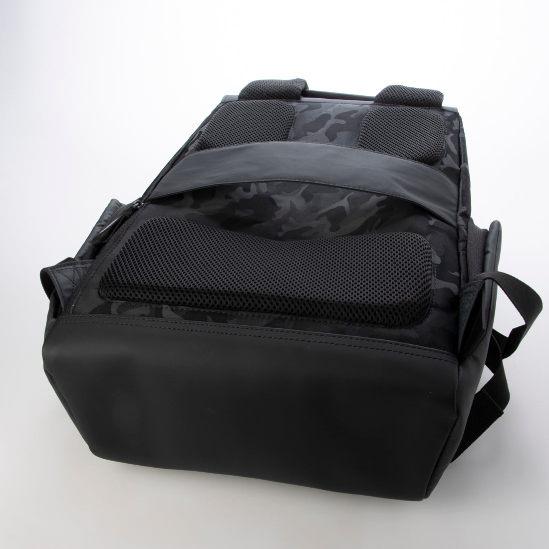 DELSEY PARIS 【 DELSEY Official】 SECURFLAP BACKPACK 16 Backpack 21L Compatible with 16-inch PC