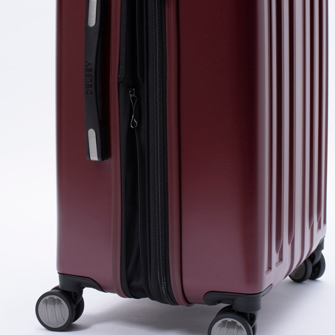 DELSEY PARIS 【 DELSEY Official】 TITANIUM Suitcase 84L 4-6 Nights M Size Hard Carry Case