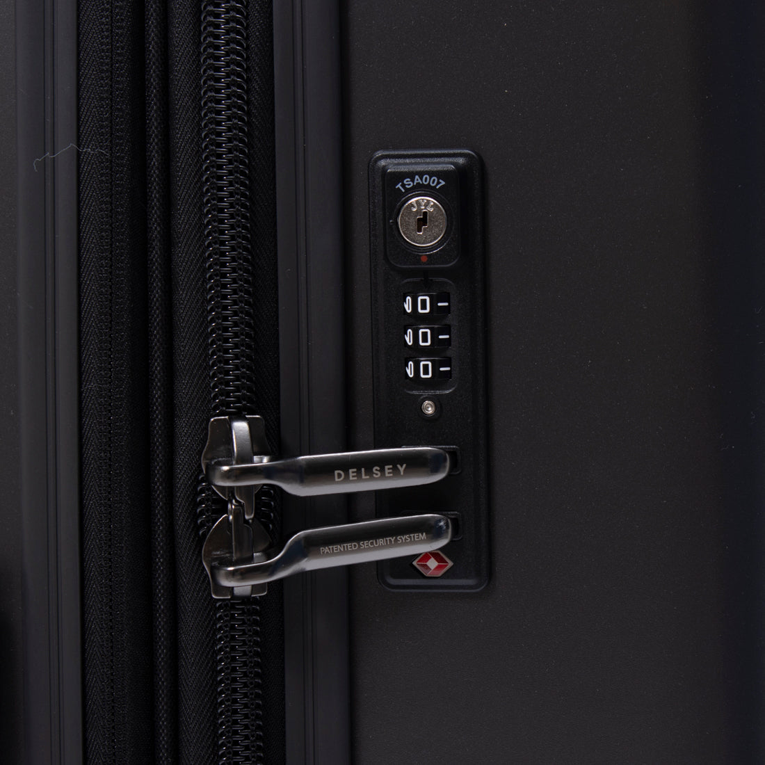 DELSEY PARIS 【 DELSEY Official】 TITANIUM Suitcase 84L 4-6 Nights M Size Hard Carry Case