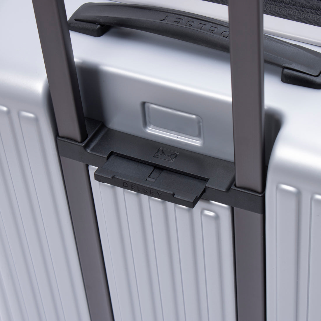 Delsey DELSEY PARIS 【 DELSEY Official】 SECURITIME ZIP Suitcase 77L+8L Metallic Slim M Size
