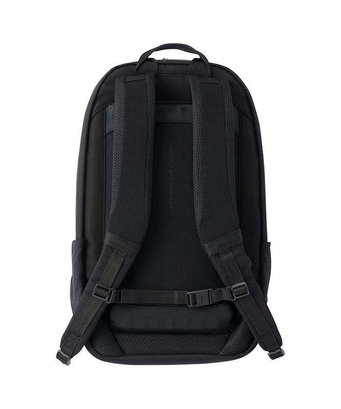 DESCENTE Aero Stream Backpack M Capacity: Approximately 20L