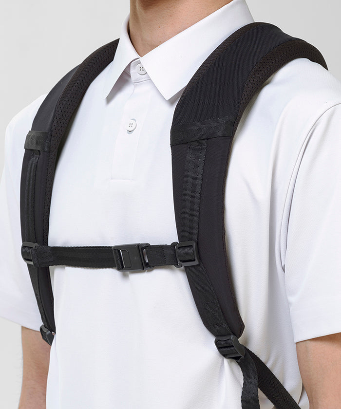 DESCENTE Aero Stream Backpack M Capacity: Approximately 20L