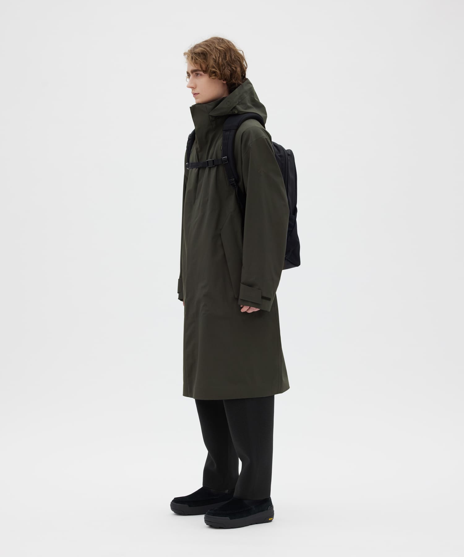 DESCENTE Aero Stream Backpack M Capacity: Approximately 20L